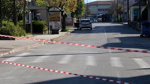 «κάθε 15 λεπτά κάποιος πεθαίνει από τον ιό» 25.11.2020 | 08:00 Korwnoios Larisa Deka Nea Kroysmata Ston Oikismo Twn Roma Sth Nea Smyrnh