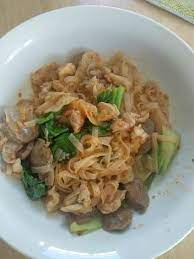 Resep Seblak Kwetiau Ayam Bakso Oleh Callysta Leona Lim Recipe Makanan Dan Minuman Makanan Makanan Jalanan