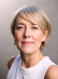 The City and the City" Ul Qoma (TV Episode 2018)