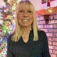 Stacy Utterback's Instagram, Twitter & Facebook