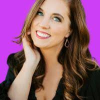 Hannah Broderick's Instagram, Twitter & Facebook