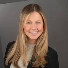 Excited to share that I have started a new position as the Marketing Intern  at Paramount Pictures! It's been a great first couple of weeks and was  amazing to celebrate Top Gun