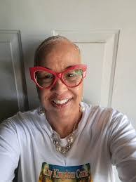 Lori Doering's Instagram, Twitter & Facebook