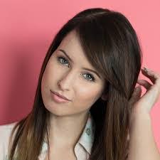 Barbara Querry's Instagram, Twitter & Facebook