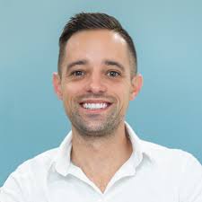 Evan Pedersen's Instagram, Twitter & Facebook