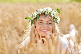 See more ideas about midsummer, summer solstice, sweden. So Gelingt Ihnen Eine Schwedische Midsommar Feier Experto De