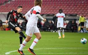 The playing stats (including matchratings) of robert lewandowski for the 2020/2021 season, with other seasons available to be selected. Lewandowski Scores Again For Bayern And His Stats Are Insane