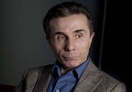 სასამართლომ UBS-ის მიერ ივანიშვილისთვის გადასახდელი თანხა $282 მილიონით  შეამცირა • Forbes Georgia