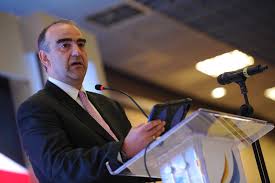 Fidel Cano hablará de la opinión más allá de las redes sociales