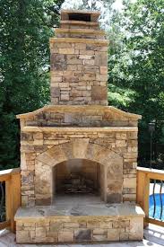 10 Gorgeous Outdoor Fireplace On Wood Deck Gallery Wooden Exterior V 2020 G Ulichnye Kaminy Pergola Ulichnyj Kamin