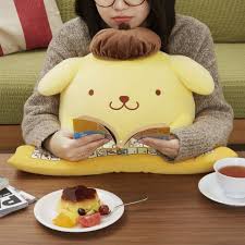 のんびり屋で、好きな言葉は「おでかけ」、嫌いな言葉は「おるすばん」。 くつ集めが趣味。 飼い主のお父さんの革ぐつ、お母さんのサンダルなど、片っぽずつ、こっそり隠している。 ミルクと、ふにゃふにゃしたものと、ママが作ったプリンが好き。 特技は、お昼寝とプリン体操。 ãŽã‚…ã£ã¨ã—ãŸã„ ãƒãƒ ãƒãƒ ãƒ—ãƒªãƒ³ ã¬ã„ãã‚‹ã¿åž‹ã‚¯ãƒƒã‚·ãƒ§ãƒ³ç™ºå£²æ±ºå®š Medery Character S