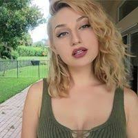 Sydney Kenney (booboosyd)