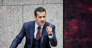 In 1984 kwam zij als migrant uit turkije. Tweede Kamer Valt Over Denk Om Profeetpetitie Nrc
