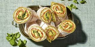 Wraps Met Omelet En Gerookte Zalm Recept In 2020 Gerookte Zalm Voedsel Ideeen Gezonde Groenten Recepten