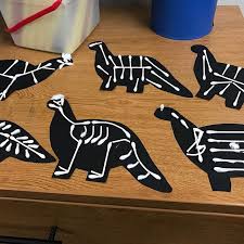 Carnival Of The Animals Fun Can You Guess Which Piece Via Thebulletinboardlady Dinosaur Activities Preschool Dinosaur Activities Dinosaur Theme Preschool