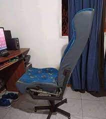 A squeaking office or gaming chair can be transformed in a new one with only a couple of adjustments. Pictures Of The End On Twitter Diy Gaming Chair