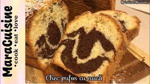 Orice ai vrea sa pui in el, important e sa ai un aluat pufos, iar secretul pentru a il obtine este sa bati albusurile cat mai bine. Cel Mai Bun Èi Mai Pufos Chec Cu Cacao Chec Pufos Cu NucÄ 69 Maracuisine Youtube