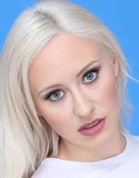 Ivy Maddox's Instagram, Twitter & Facebook