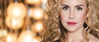 Annie Dupree's Instagram, Twitter & Facebook