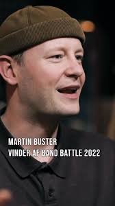 Årets Nordjyske Sangskriver 2021" Al Jacobi har begivet sig op på toppen af  Skråen i en live version af singlen "Rooftop". "I can see it all, it's too  much, looking down" Videoen