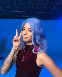 See more ideas about amber liu, amber, amber lui. Amber Went For A Long Hair Look And A Heavier Makeup Than Usual In A Recent Production And She Literally Stuns In The Look