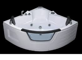 Jopic pool is providing services across pakistan including all big cities like lahore, faisalabad, multan, islamabad & rawalpindi. Plain Corner Jacuzzi Dimension 1500 X 1500 X 700 Mm Finish Type Glossy Id 19288675688