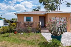 Amenities include full hookups, cable tv, shuffleboard courts, laundry facilities, bathhouse, picnic tables and paved pads. Imperial Harbor Homes For Sale 4 Imperial Harbor Bonita Springs Fl Homes For Sale