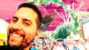 Desconcierto por la mancha de humedad con el rostro de Juan Junco