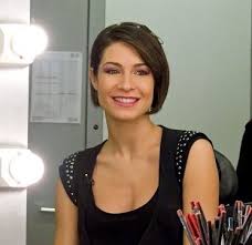 Samanta Piccinetti Di Un Posto Al Sole Kontrokultura Sole Hollywood Celebrita