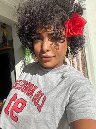 Bom dia Sábado! De todas as fases essa dos cachos é uma das que mais gostei  🪮