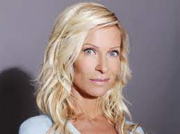 Mandeure Theatre Rebecca Hampton De Plus Belle La Vie Sur Scene A Mandeure