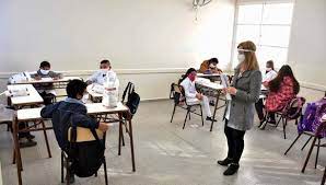Las clases presenciales se llevarán a cabo en planteles ubicados en estados en color verde del semáforo epidemiológico volver a la noticia 'regreso a clases presenciales 2021: Clases Presenciales 2021 Fecha De Inicio Ano Escolar Gobierno Preve Que Empiecen Despues Del 15 De Abril Minedu Peru Correo