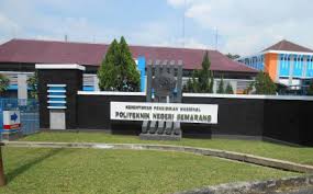 Akreditasi sendiri ada dua jenis, yaitu akreditasi kampus dan akreditasi program studi (jurusan). Akreditasi Jurusan Kampus Politeknik Negeri Semarang Lancang Kuning