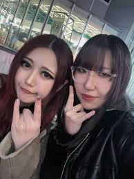 Natsuo and Hitomi went to see Chihiro at the Fathomless Skywalker concert 