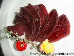 Ciervo al aguardiente corzo asado con castañas y manzanas jabalí con castañas estofado de jabalí becadas estofadas faisán al oporto pato mudo del penedés oca con peras. Receta De Cecina De Ciervo Carnes Conservas Embutidos Carnes A Fuego Lento