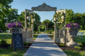 Wedding venues near rochester, ny. Rochester Wedding Barn Mansion Catering Venue