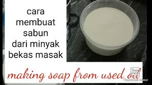 Ukirlah dibagian luar sabun kemudian gambar. Cara Membuat Sabun Dari Minyak Terpakai Minyak Bekas Masak Making Soap From Used Oil Youtube