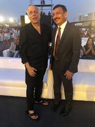 .it was unfortunate that dgp subodh jaiswal chose to go on central deputation. Mahesh Bhatt On Twitter Subodh Jaiswal Commisioner Of Police Mumbai And Me At Umang 2019 A Policemen Welfare Initiative