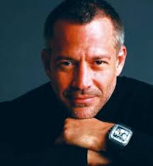 🇧🇷 🎬🎥Malvino Salvador es un actor brasileño cuya carrera lo ha  convertido en un rostro muy familiar para los cubanos, gracias a sus  interpretaciones en populares telenovelas como Cabocla, La favorita, Fina