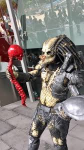 Spotted This Predator Costume At Pax Australia Last Year Damnthatsinteresting Predator costumes are sure to make a splash at your next halloween party! predator costume at pax australia last