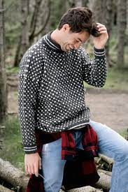 Fanakofta eller fanatrøye er også en kofte/genser med lang historie. Dagens Gratisoppskrift Islender Voksen Strikkeoppskrift Com