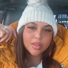 Notre Dame Alumni Sharing Throwback Pictures and Memories