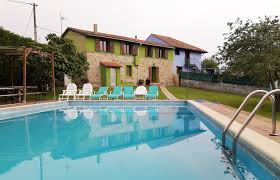 Bien comunicada, en cuetu calter podrá combinar la estancia rural y la proximidad al centro urbano, a sus. Casas Rurales En Gijon Despedidas De Soltero Y Soltera En Asturias