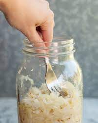 How To Make Homemade Sauerkraut In A Mason Jar Recipe Homemade Sauerkraut Sauerkraut Fermented Foods