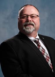 Dave Benson's Instagram, Twitter & Facebook