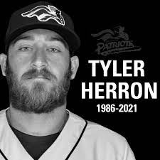 Tyler Herron's Instagram, Twitter & Facebook
