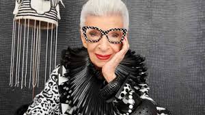 Iris Apfel 100. Yaşını Başarıları ile Kutluyor