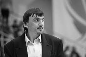 Чемпион мира и европы александр хижняк в финале олимпийского. Umer Legendarnyj Ukrainskij Basketbolist Grigorij Hizhnyak Basketbol Xsport Ua