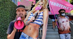 Britney jean spears) — американская певица, обладательница грэмми, танцовщица, автор песен, актриса. 13 Let Rabstva Britni Spirs I Istoriya Ee Opekunstva Bird In Flight