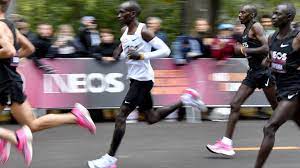 Responsive foam and zoom air units combine to push your running game forward for your next marathon or road race. Eliud Kipchoge Nike Vaporfly Cheap Online